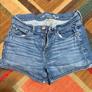 American Eagle Outfitters Women's Classic Blue Jean Shorts